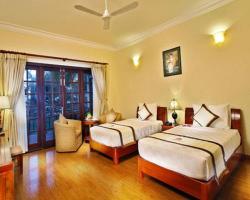 GOLDEN COAST RESORT & SPA