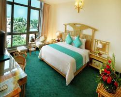 GREEN HOTEL HUE