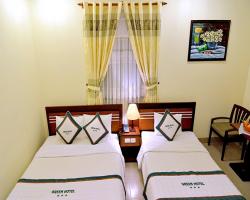 GREEN HOTEL