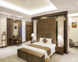 Khách sạn Mường Thanh Luxury Nhật Lệ