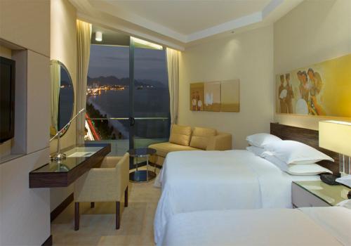 Club Ocean View
