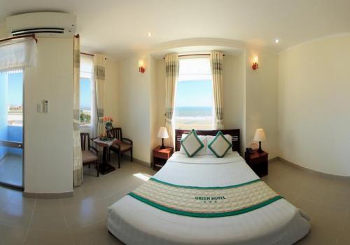 SUITE ROOM